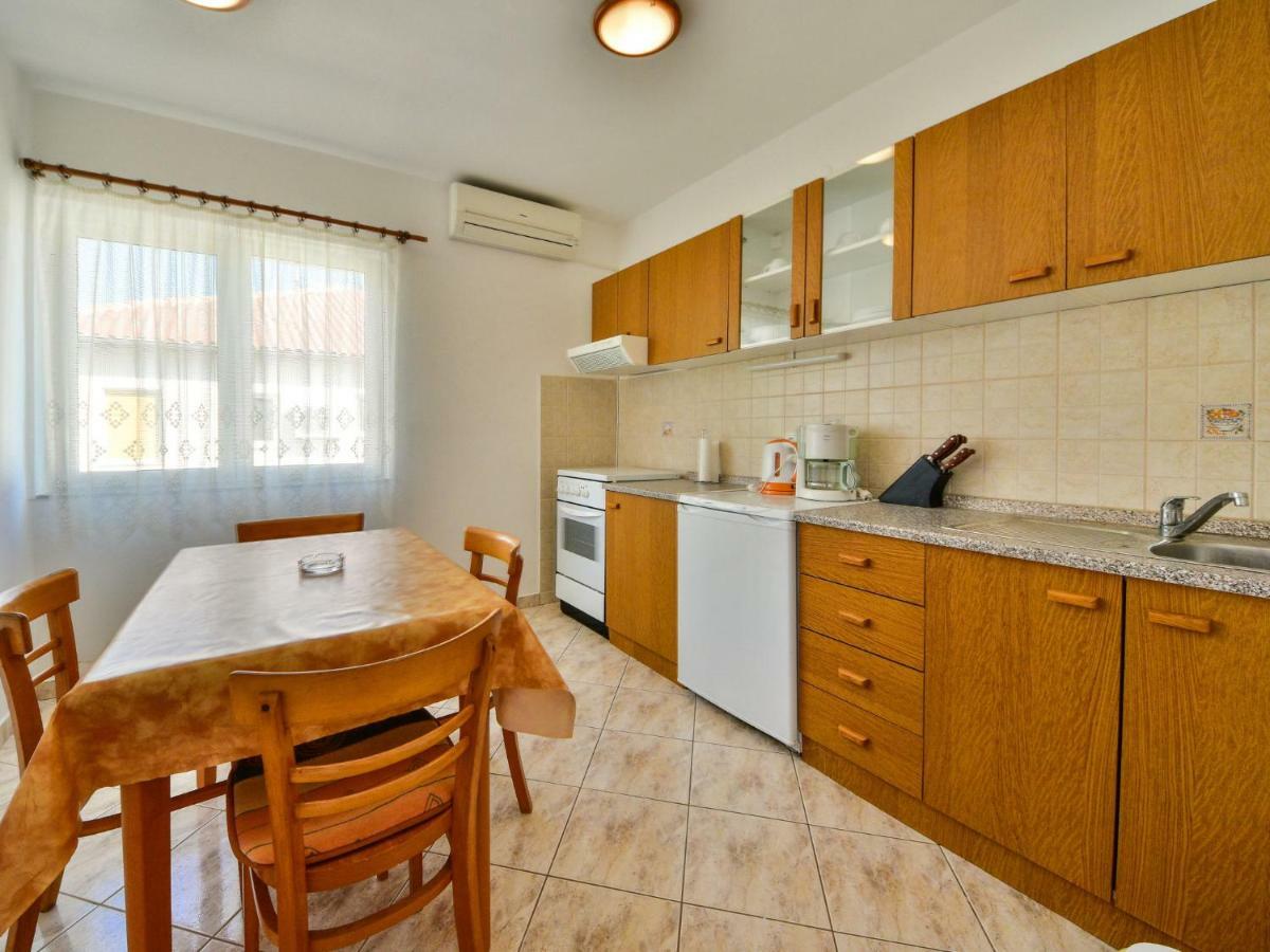 Apartment Lucija-2 By Interhome Kampor Екстер'єр фото