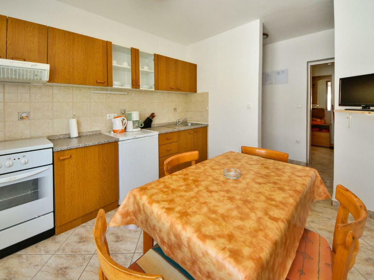 Apartment Lucija-2 By Interhome Kampor Екстер'єр фото